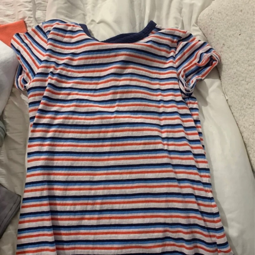 Comfy t shirt, more slim fitting, perfect for Fourth of July!